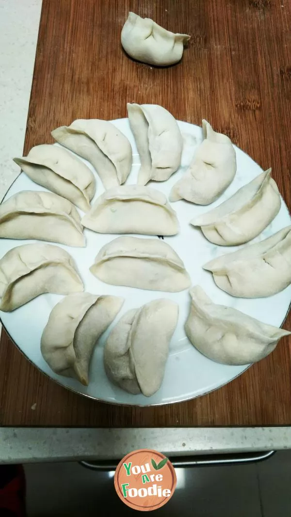 Dumplings with coriander and meat