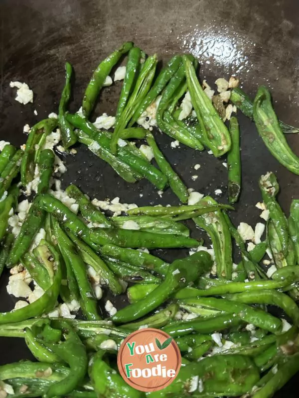 Stir fried Zhangshugang chili