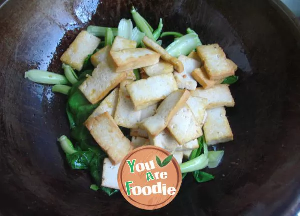 Fried green vegetables with Tofu