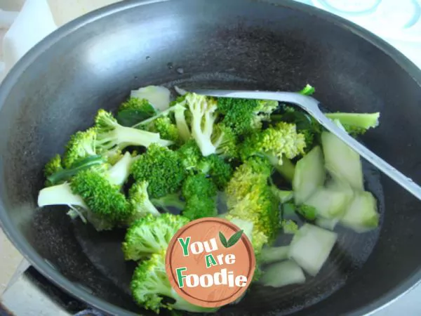Fried sausage with Broccoli