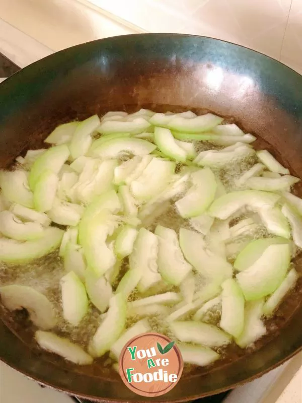 Fried Tofu with White Gourd and Shrimp