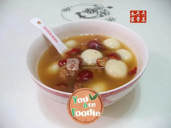 Diced jujube and longan soup