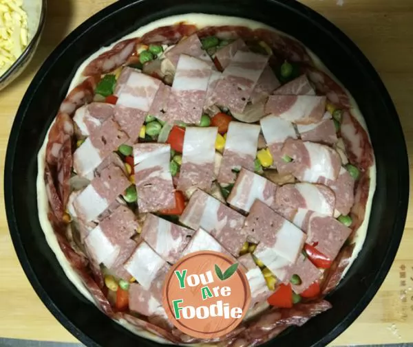 A really good bacon Sausage Pizza