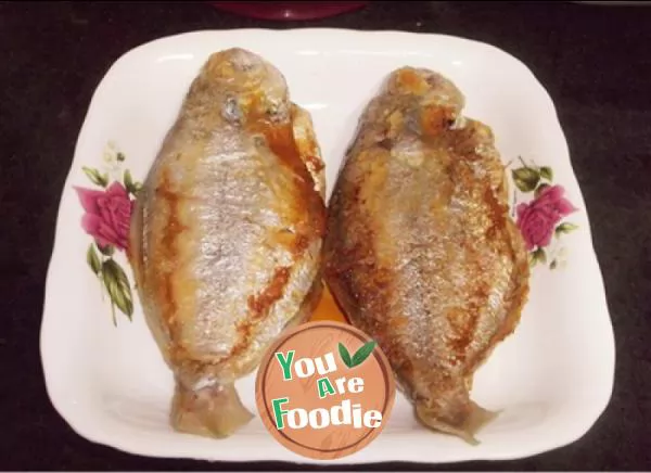 Home-style-delicious-pan-fried-awn-fish