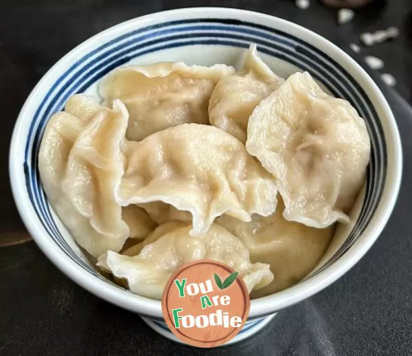 Chinese-cabbage-and-meat-dumplings