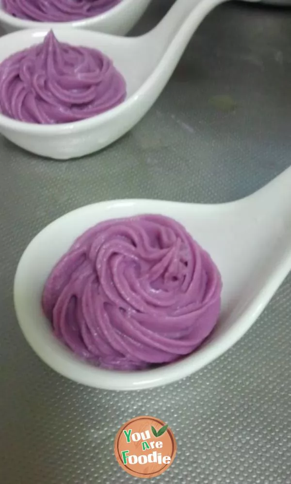 Purple potato paste with cheese