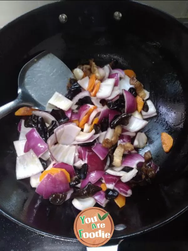 Stir fried onion