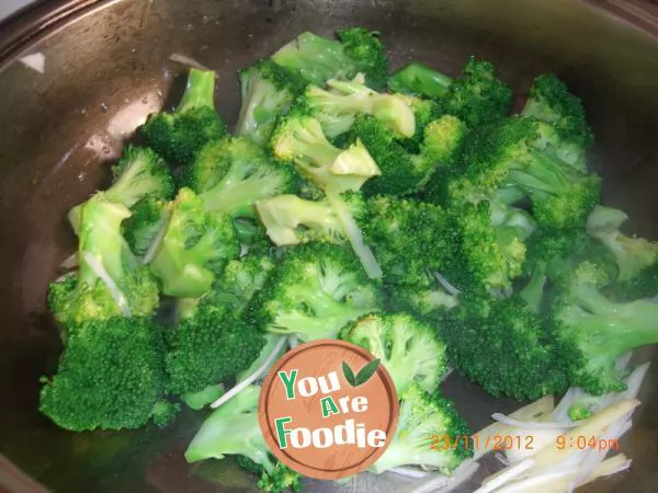 Broccoli in oyster sauce