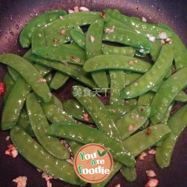 Fried lotus beans with squid