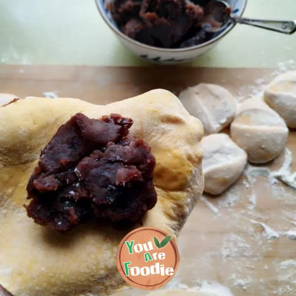 Pumpkin and Red Bean Buns