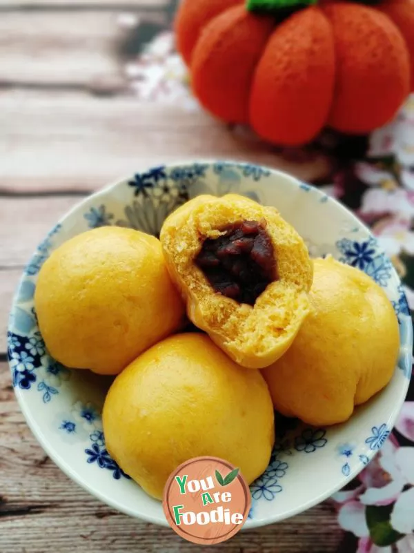 Pumpkin and Red Bean Buns