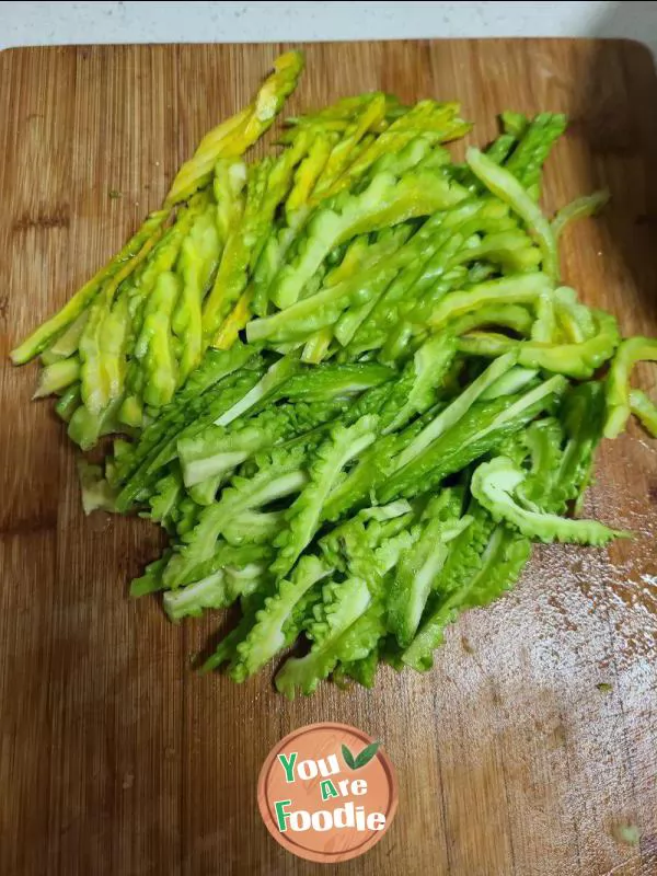 Steamed vegetables with bitter gourd