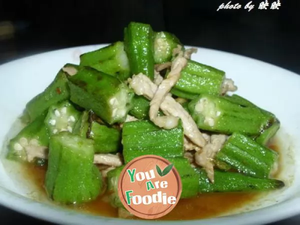 Fried pork with okra
