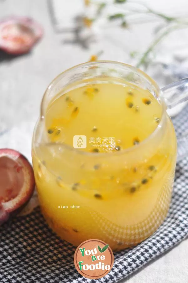 Sweet pear thyme juice