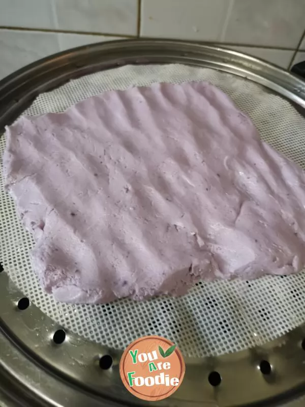 Purple sweet potato glutinous rice dumplings