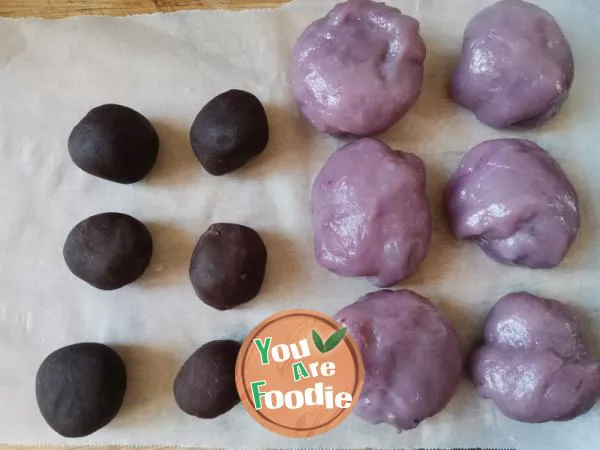 Purple sweet potato glutinous rice dumplings