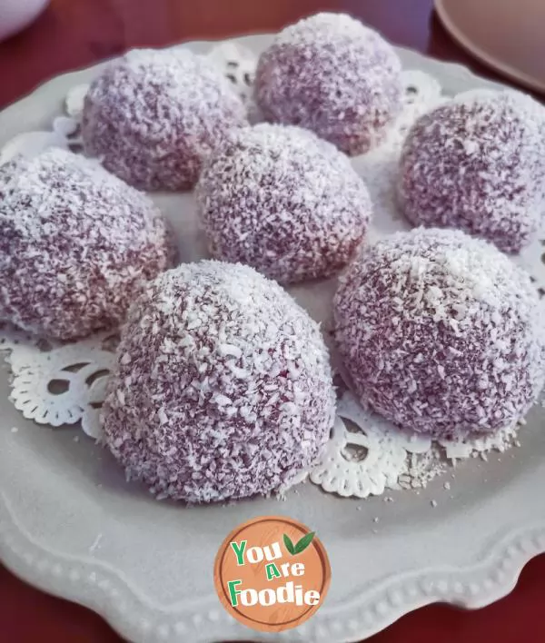 Purple sweet potato glutinous rice dumplings