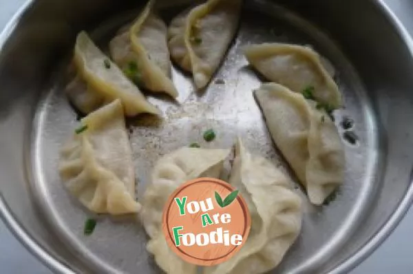 Fried dumplings with soup -- fried dumplings with crab skin jelly