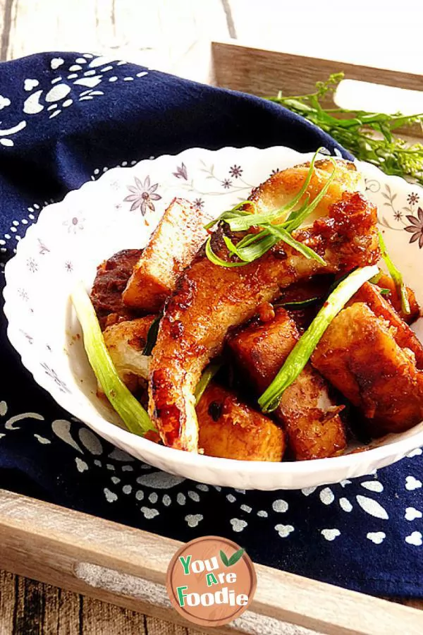 [Guangdong]-braised-fish-belly-with-Taro