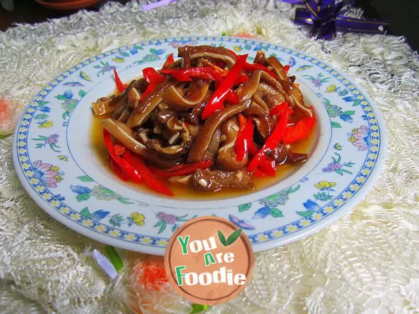 Stir fried pig ears -- the seventh course