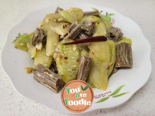 Stir fried cucumber with black beans and Rolls of dried bean milk creams