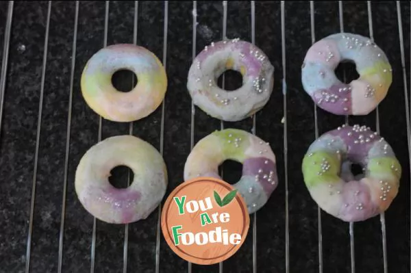 Rainbow doughnuts with vegetable juice