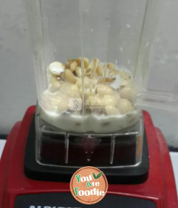 Sweet scented osmanthus milk lotus seed cake