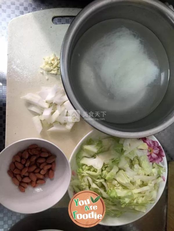 Cabbage with vermicelli