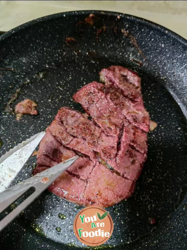 Steak sliced noodles